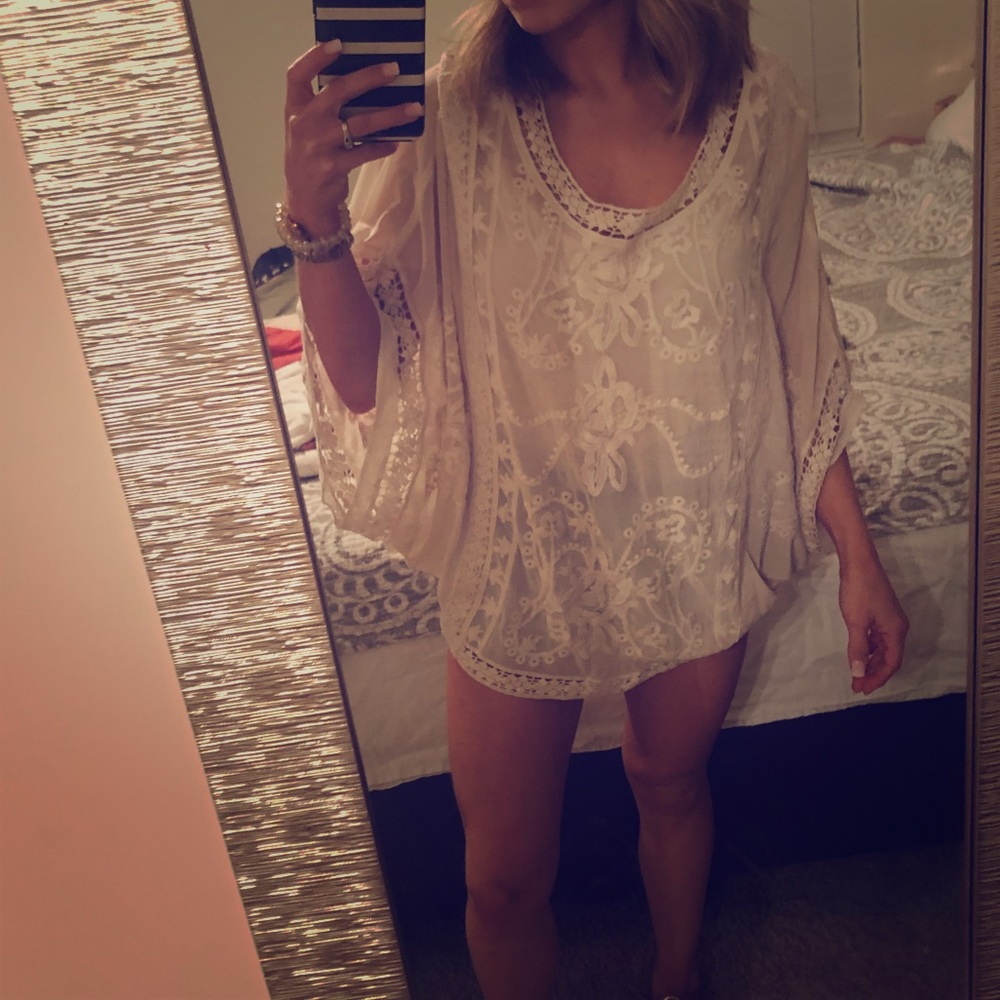 Super cute flowy too with lace!